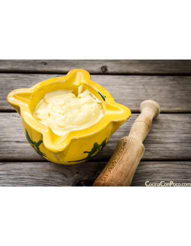 Ali Oli: Salsa Tradicional Mediterránea para Tus Platillos